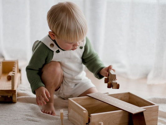 Qtoys All In One Car Play Set