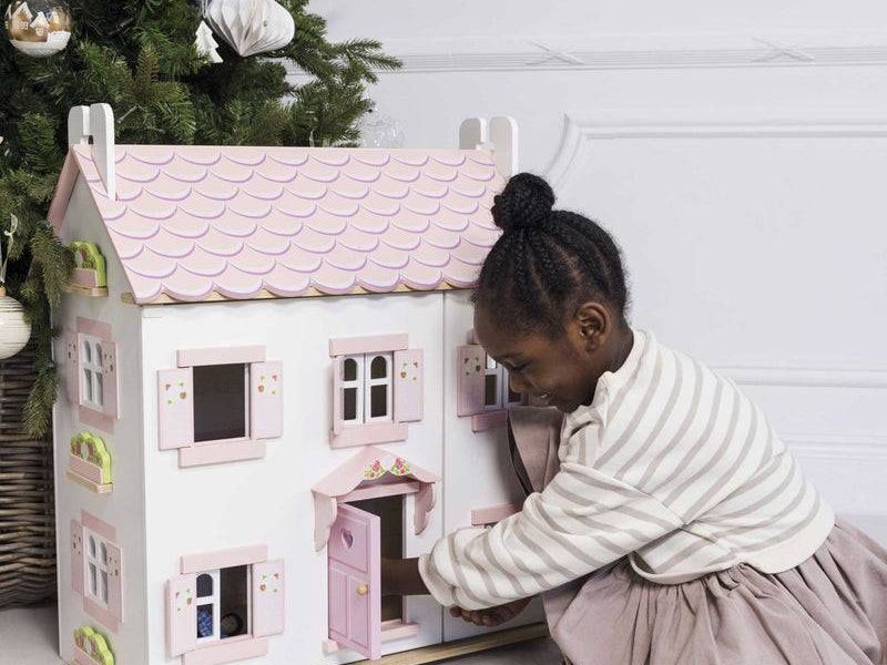 Sophie's Wooden House Doll House LEH104