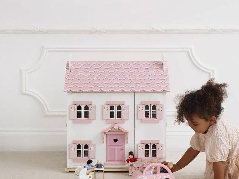 Sophie's Wooden House Doll House LEH104