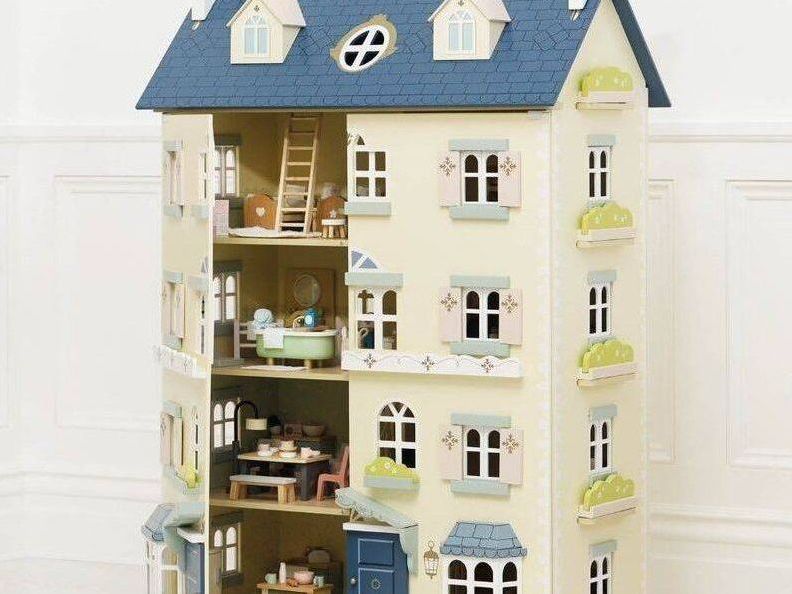 Palace Wooden House