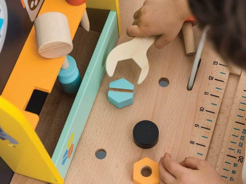 LETV475 - Alex's Toy Work Bench