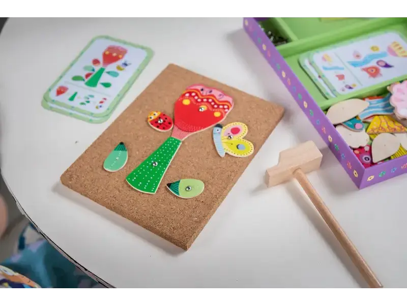 Wooden hammering toy.