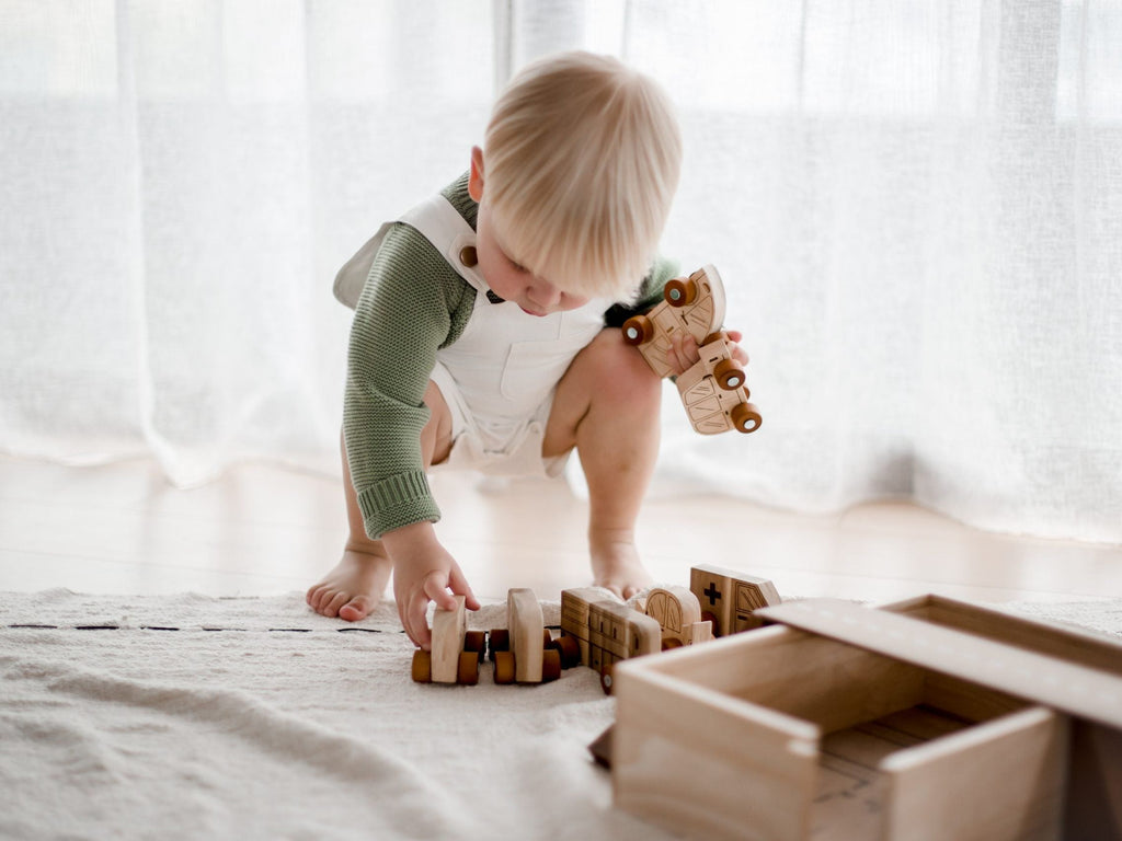Qtoys All In One Car Play Set