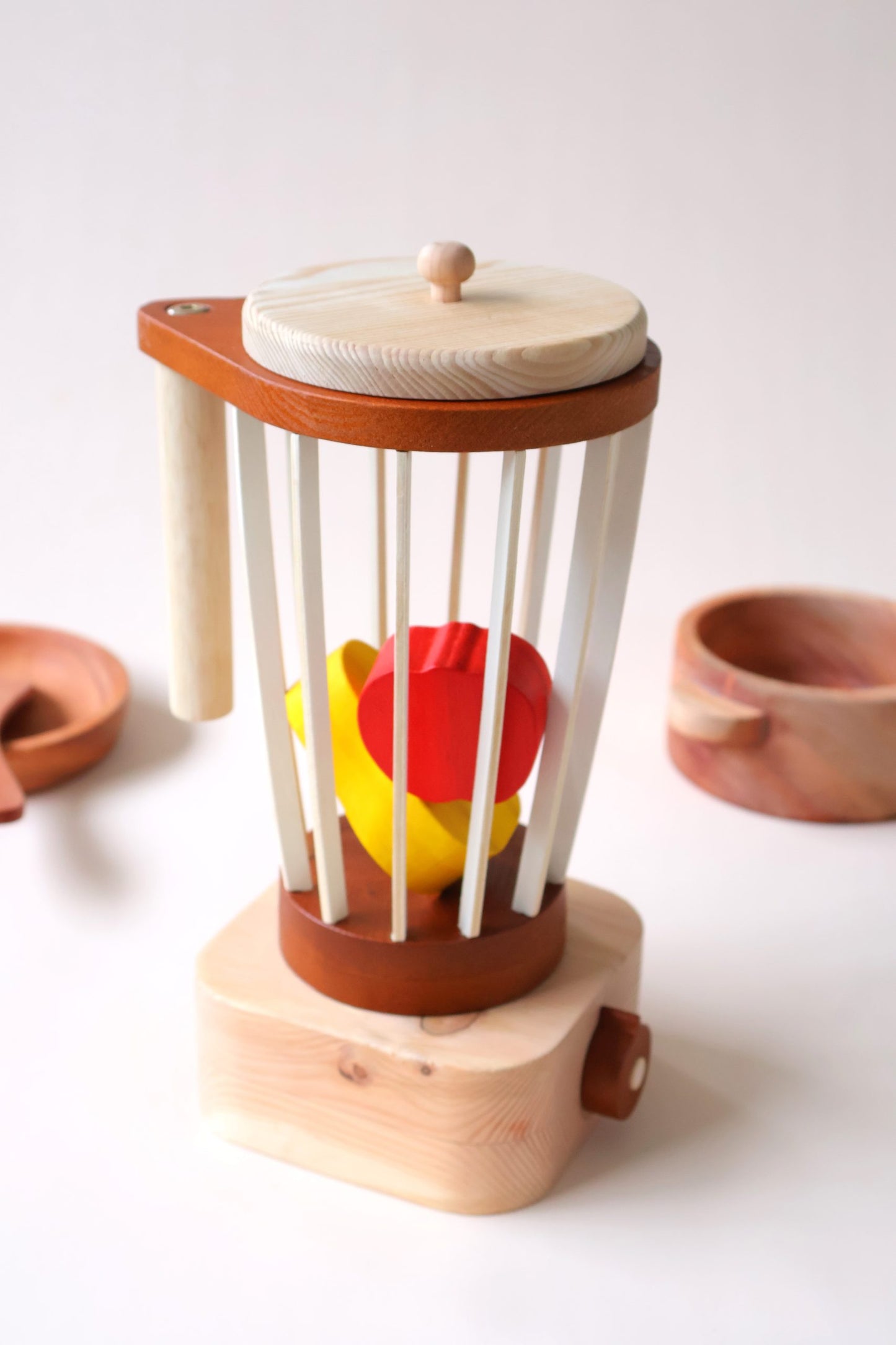 Qtoys Wooden Blender 297