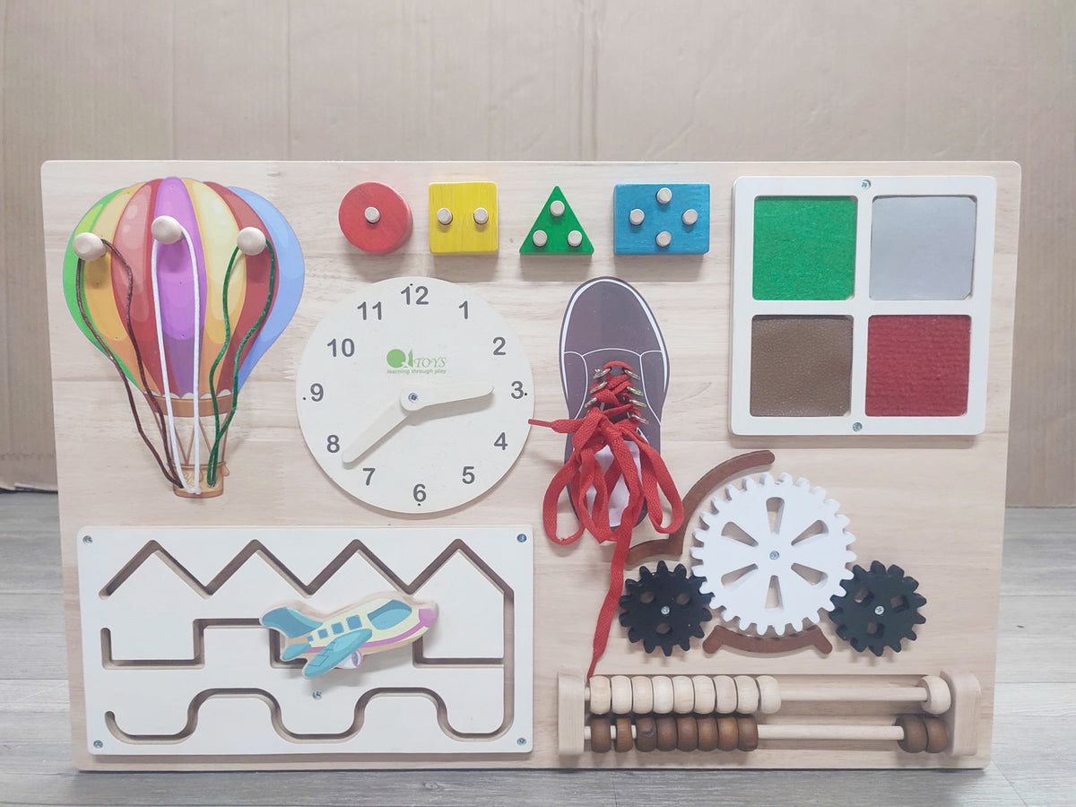 WonderPlay Busy Board by Qtoys