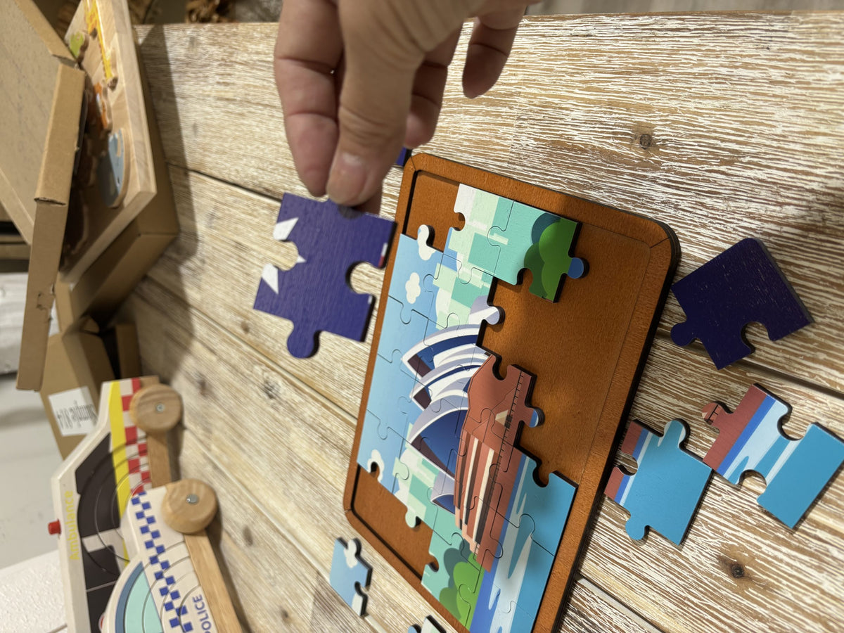 Two in One Australian Flag and Opera House Jigsaw by Qtoys