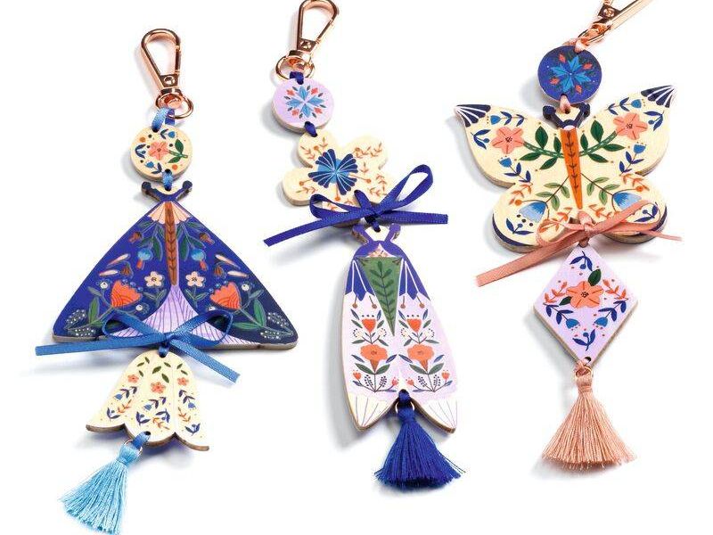 Djeco DJ7981 - Do It Yourself Butterflies Bag Charms