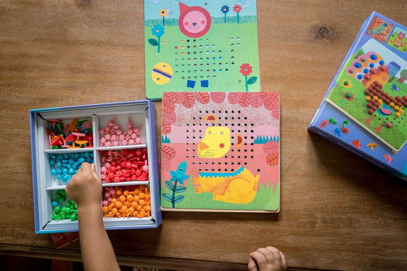 Animo Mosaico Peg Board by Djeco