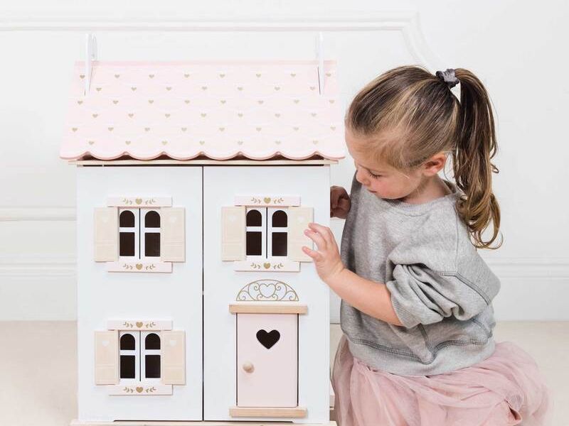 Roseheart Wooden Doll House