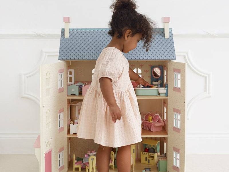Cherry Tree Hall Wooden Doll House