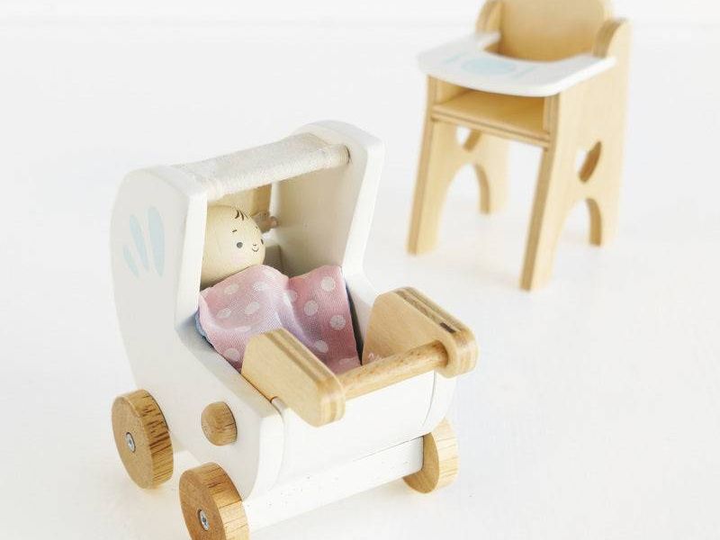 Dolls House Nursery & Baby Set - 5 piece