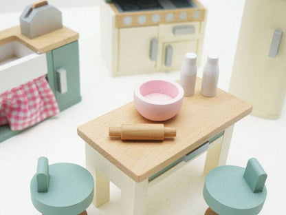 Wooden Dolls House Kitchen - 20 piece