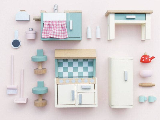 Wooden Dolls House Kitchen - 20 piece