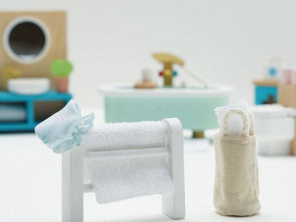 Wooden Dolls House Bathroom Furniture - 19 piece