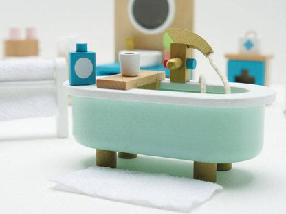 Wooden Dolls House Bathroom Furniture - 19 piece