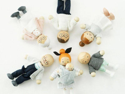 Dolls House Family