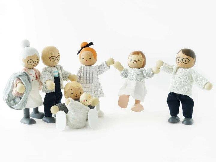Dolls House Family