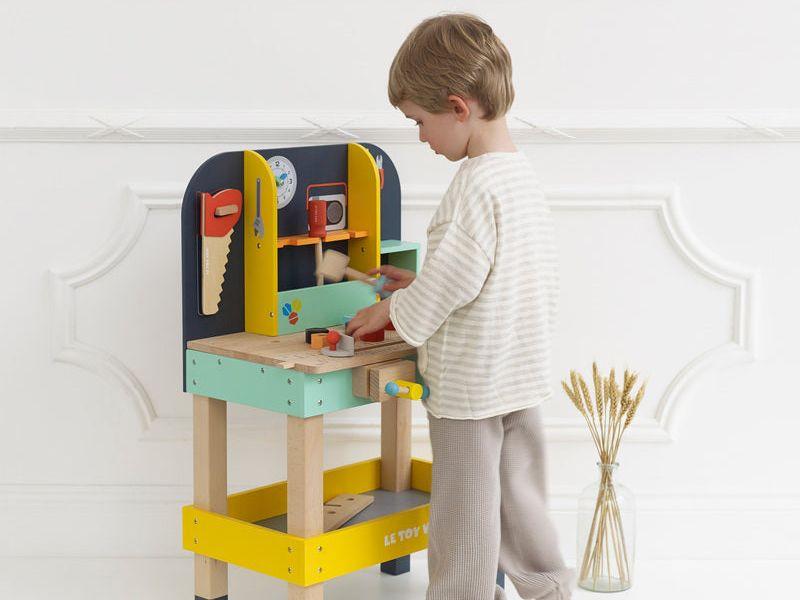 LETV475 - Alex's Toy Work Bench