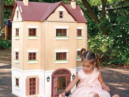 Fantail Hall Doll House