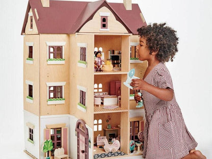 Fantail Hall Doll House