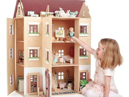Fantail Hall Doll House