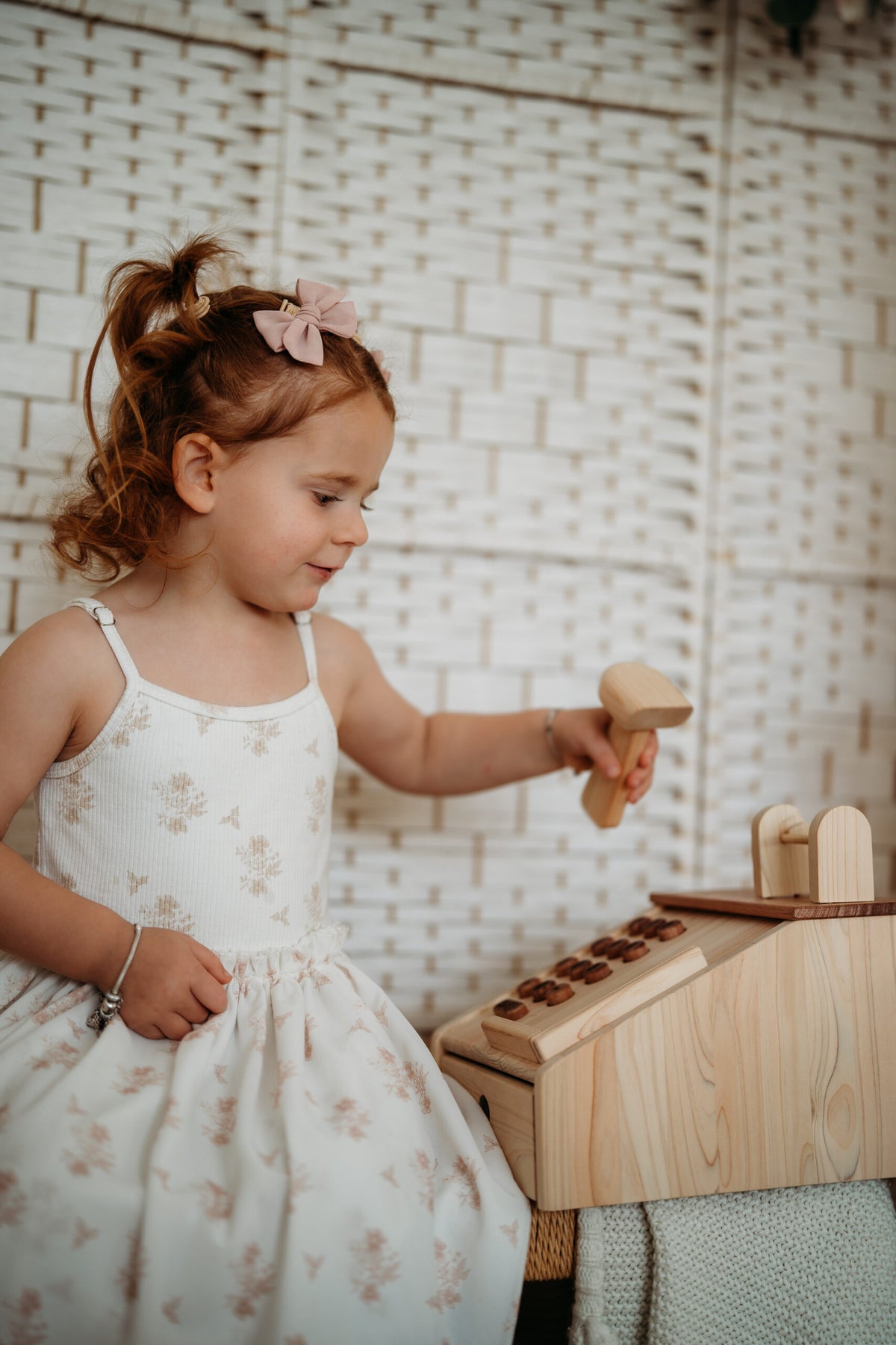 Cash Register by Qtoys