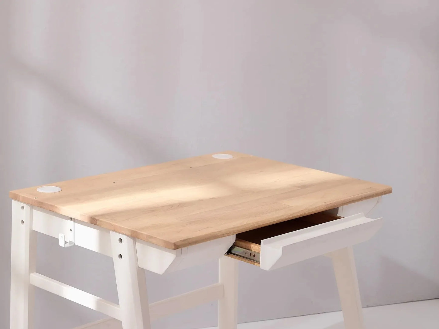 Bunnytickles Calla Study Desk with Easel