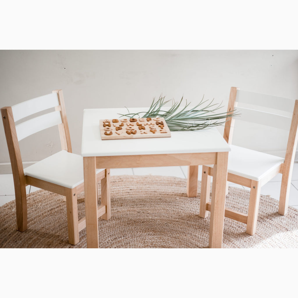 QTOYS White Top Timber Table with 2 Matching Chairs - Learn Grow Play