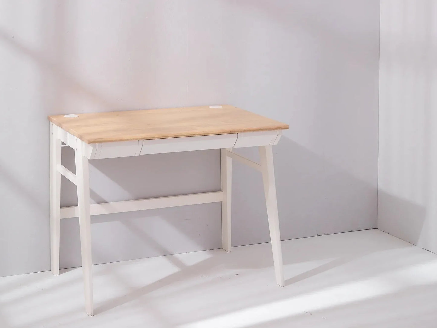 Bunnytickles Calla Study Desk with Easel